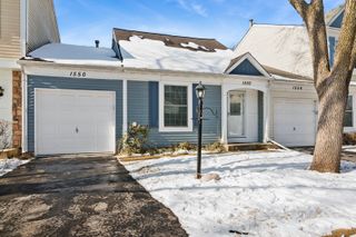 1550 N Dartmoor Avenue, Palatine, IL 60067