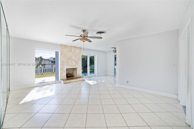 1980 NW 33rd Court, Oakland Park, FL 33309