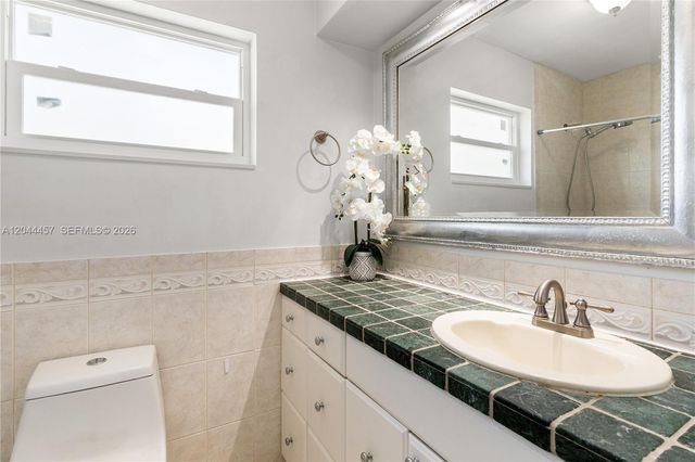 1980 NW 33rd Court, Oakland Park, FL 33309