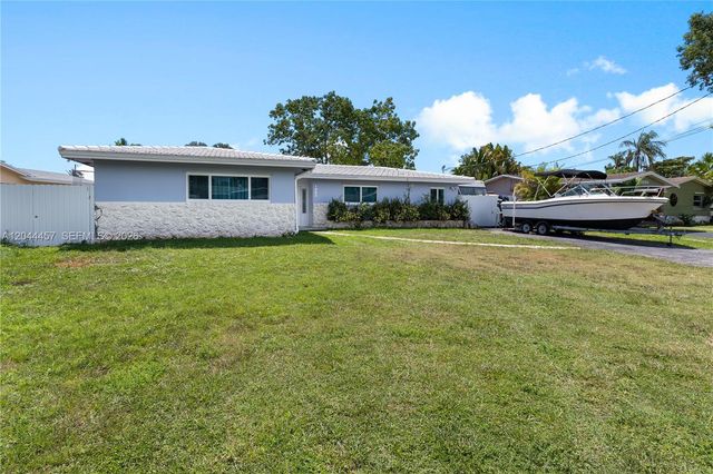 1980 NW 33rd Court, Oakland Park, FL 33309