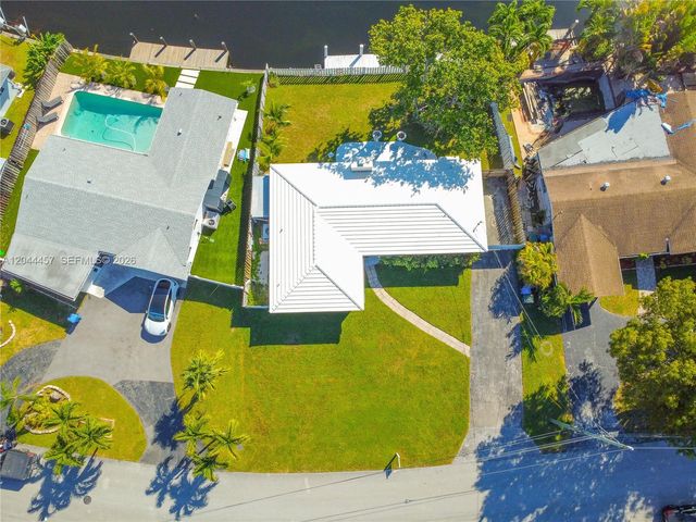 1980 NW 33rd Court, Oakland Park, FL 33309