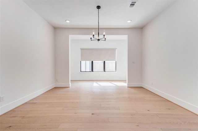 1327 Crown Forest Drive, Missouri City, TX 77459