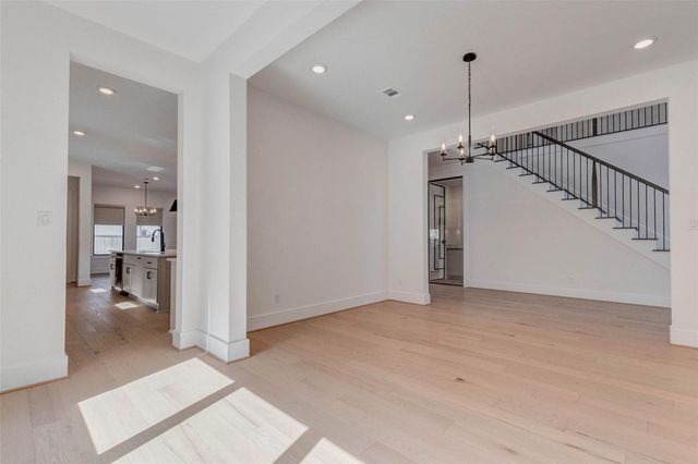 1327 Crown Forest Drive, Missouri City, TX 77459