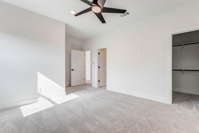 1327 Crown Forest Drive, Missouri City, TX 77459