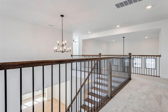 1327 Crown Forest Drive, Missouri City, TX 77459