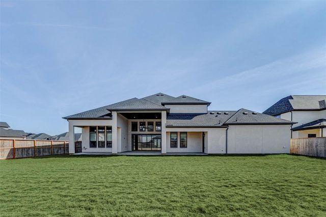 1327 Crown Forest Drive, Missouri City, TX 77459