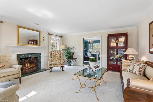 26 Amy Brooks DR, Newport News, VA 23606