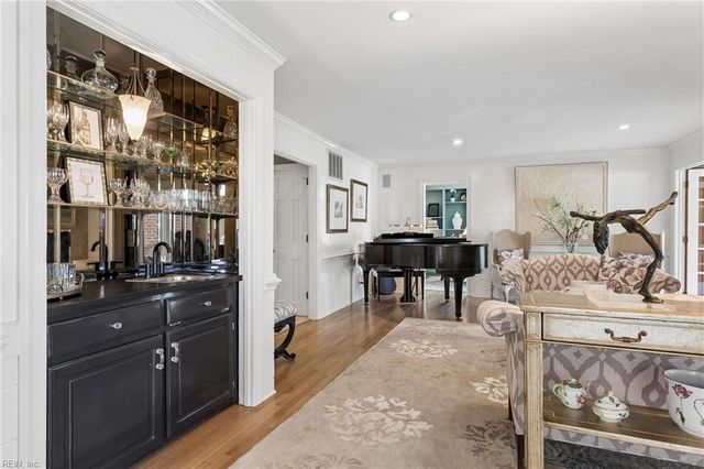 26 Amy Brooks DR, Newport News, VA 23606