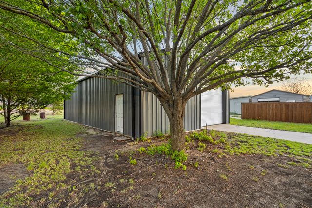 3441 Fm 66, Waxahachie, TX 75167