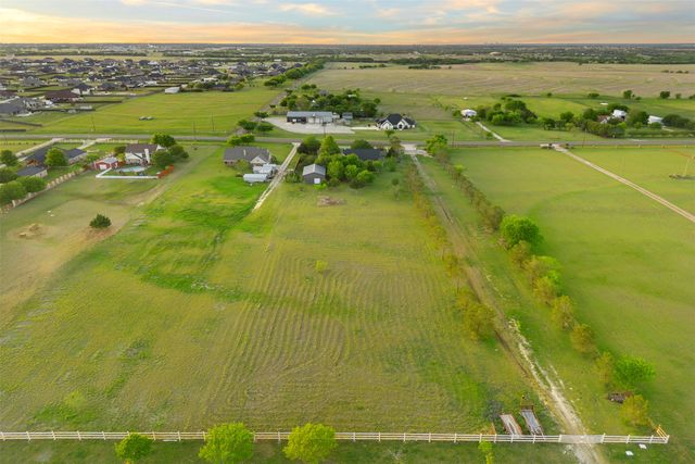 3441 Fm 66, Waxahachie, TX 75167