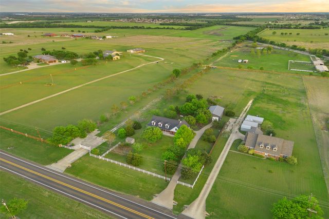 3441 Fm 66, Waxahachie, TX 75167