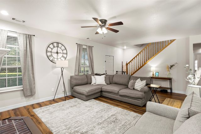 3441 Fm 66, Waxahachie, TX 75167