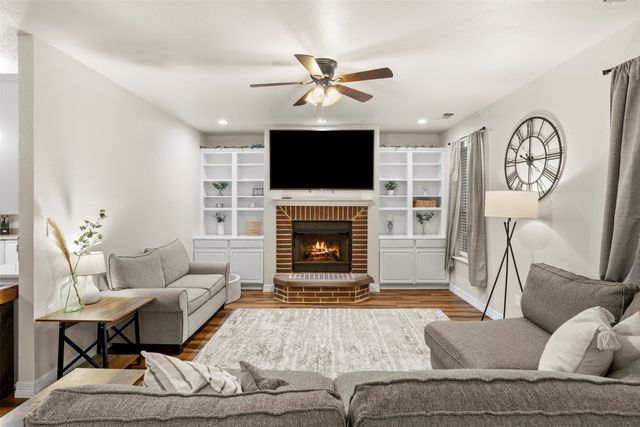 3441 Fm 66, Waxahachie, TX 75167