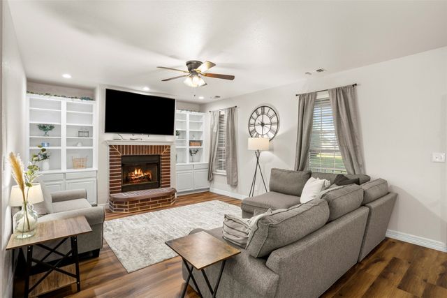 3441 Fm 66, Waxahachie, TX 75167