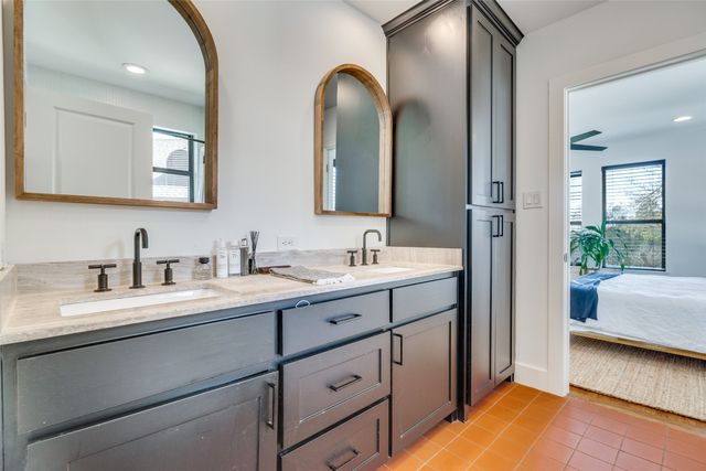 1126 Lausanne Avenue, Dallas, TX 75208