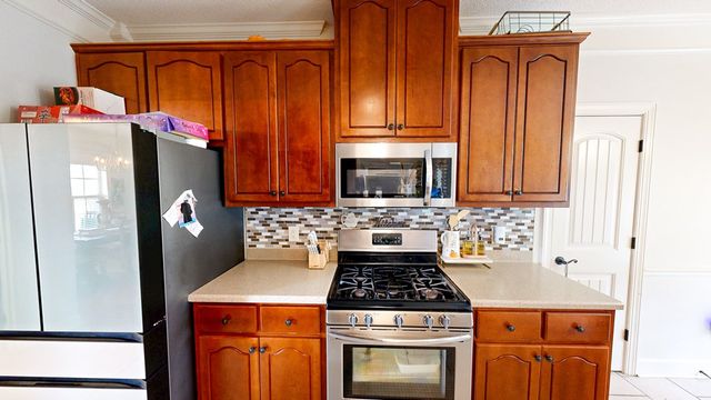 216 Glen Oaks Drive, Dothan, AL 36301