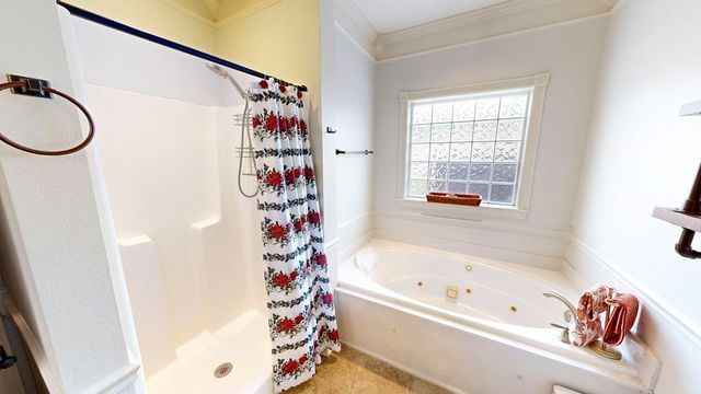 216 Glen Oaks Drive, Dothan, AL 36301