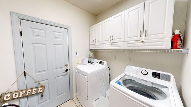 216 Glen Oaks Drive, Dothan, AL 36301