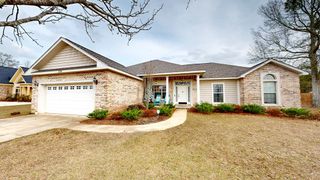 216 Glen Oaks Drive, Dothan, AL 36301