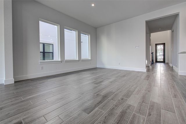 8604 Pine Muhly DR, Lago Vista, TX 78645