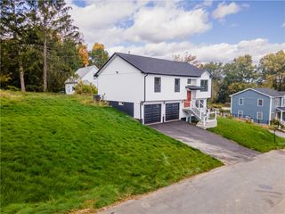 50 Rosemont Avenue, Johnston, RI 02919