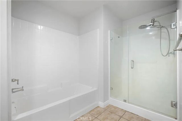 6800 Corbin Avenue 106, Reseda, CA 91335