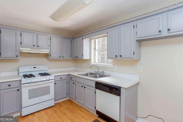 235 Peach Crossing Drive, Dallas, GA 30132