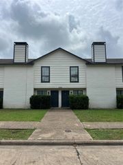 2705 Wimbledon Court B, Garland, TX 75041