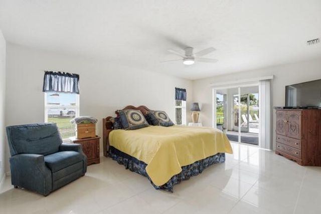 2201 SE BOWIE Street, Port St. Lucie, FL 34952
