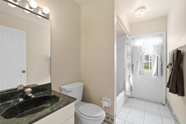 2201 SE BOWIE Street, Port St. Lucie, FL 34952