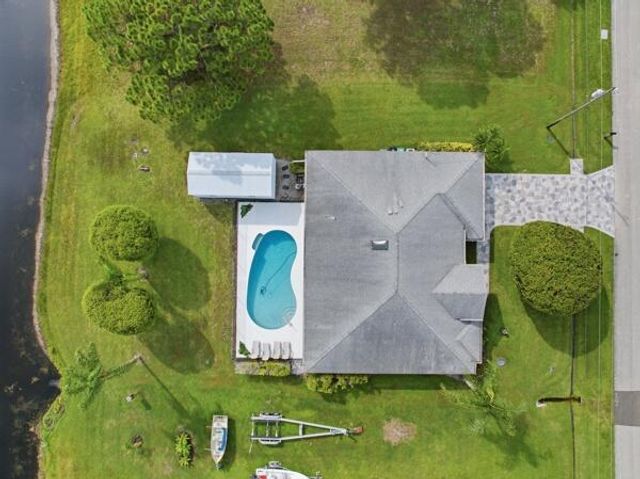 2201 SE BOWIE Street, Port St. Lucie, FL 34952
