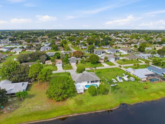 2201 SE BOWIE Street, Port St. Lucie, FL 34952