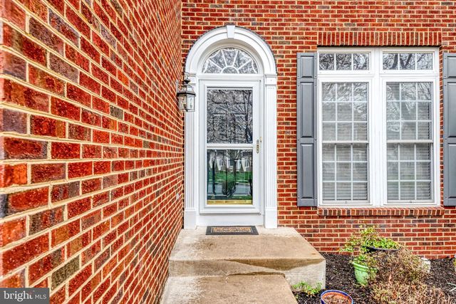 8416 CHURCHSIDE DR, Gainesville, VA 20155