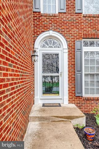 8416 CHURCHSIDE DR, Gainesville, VA 20155