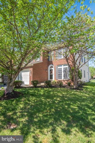 8416 CHURCHSIDE DR, Gainesville, VA 20155