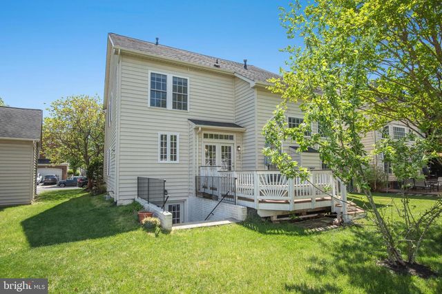 8416 CHURCHSIDE DR, Gainesville, VA 20155