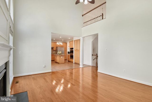 8416 CHURCHSIDE DR, Gainesville, VA 20155