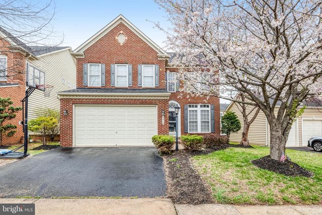 8416 CHURCHSIDE DR, Gainesville, VA 20155