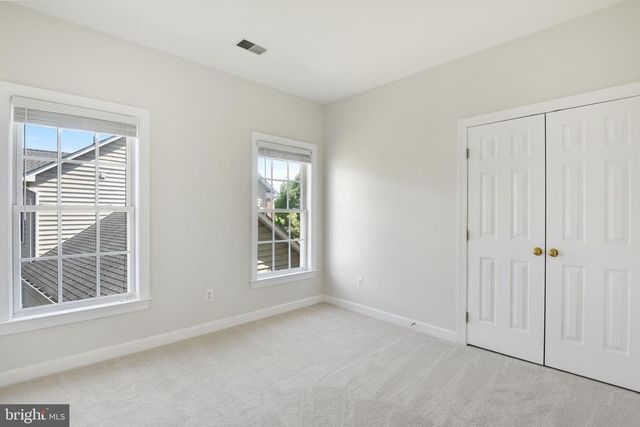8416 CHURCHSIDE DR, Gainesville, VA 20155