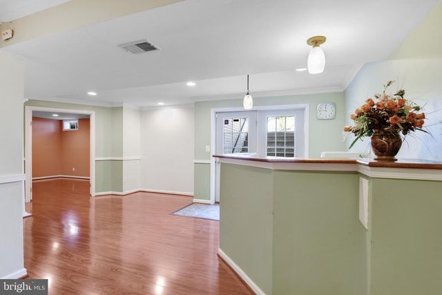 8416 CHURCHSIDE DR, Gainesville, VA 20155