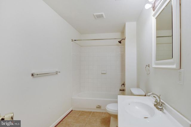 8416 CHURCHSIDE DR, Gainesville, VA 20155