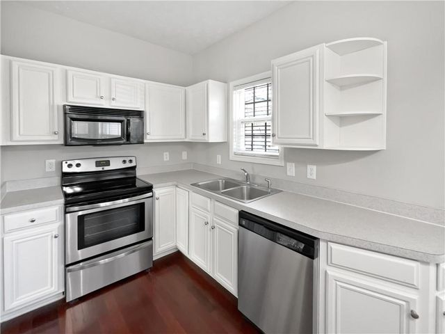 2555 Flat Shoals Road 3103, Atlanta, GA 30349