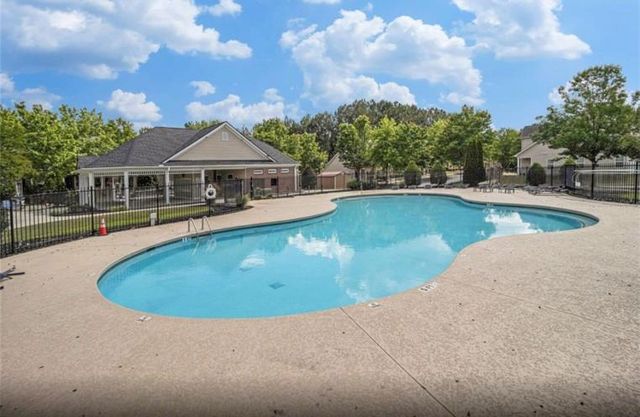 2555 Flat Shoals Road 3103, Atlanta, GA 30349