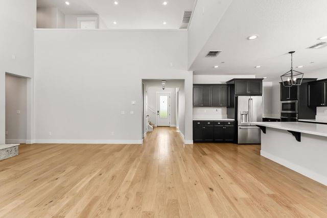 3166 Sofia Dr, Lincoln, CA 95648