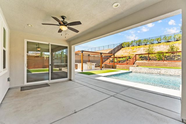 3166 Sofia Dr, Lincoln, CA 95648