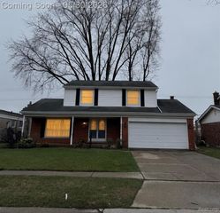 35109 Dearing Drive, Sterling Heights, MI 48312