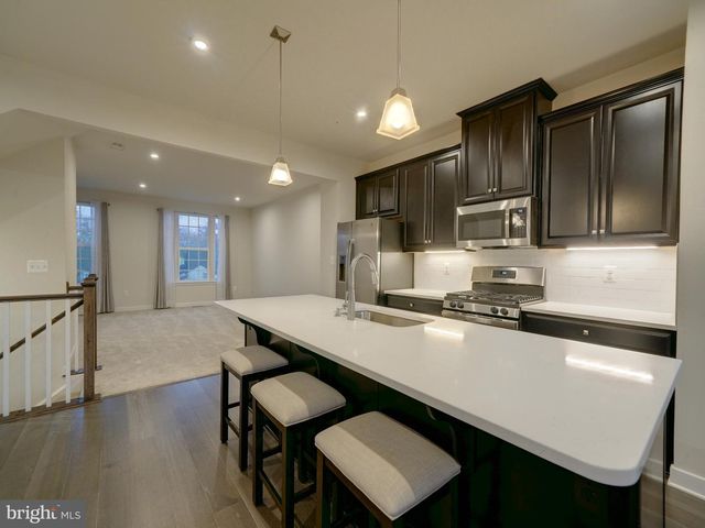 10722 HIDDEN RIDGE DR, Columbia, MD 21044