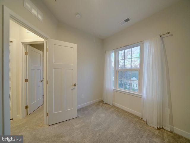 10722 HIDDEN RIDGE DR, Columbia, MD 21044