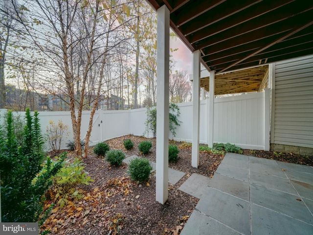 10722 HIDDEN RIDGE DR, Columbia, MD 21044