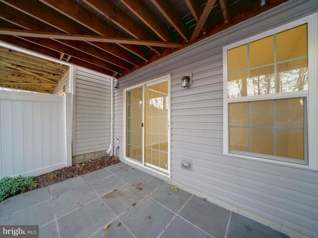 10722 HIDDEN RIDGE DR, Columbia, MD 21044